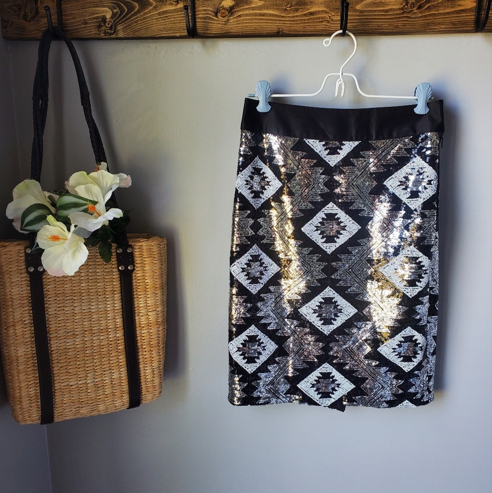 The Limited Sequin Tribal Print Pencil Skirt NWT 0 Tall